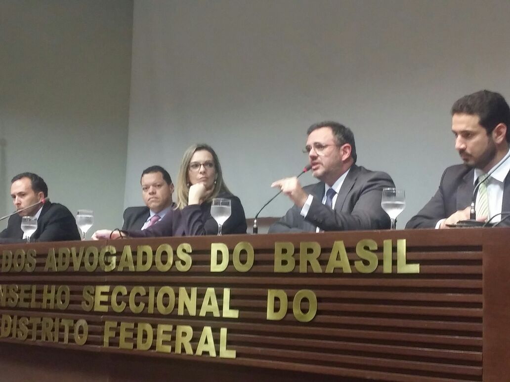 Tiago Conde participa de seminário da OAB-DF sobre os 50 anos do CTN