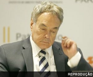 Veículos repercutem comentários de Sacha Calmon sobre o ICMS