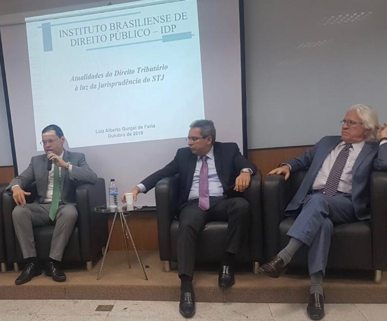 Tiago Conde preside mesa com ministros do STJ